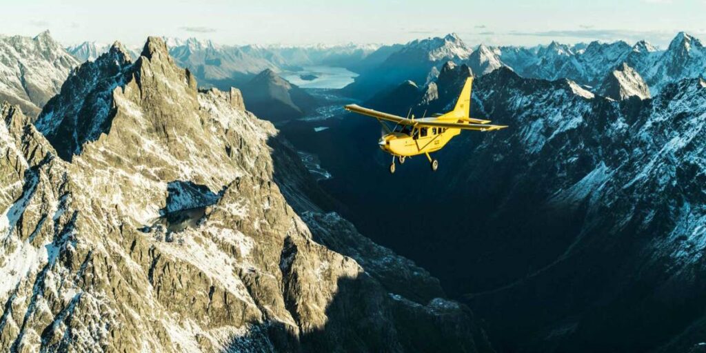 Best scenic flights in New Zealand